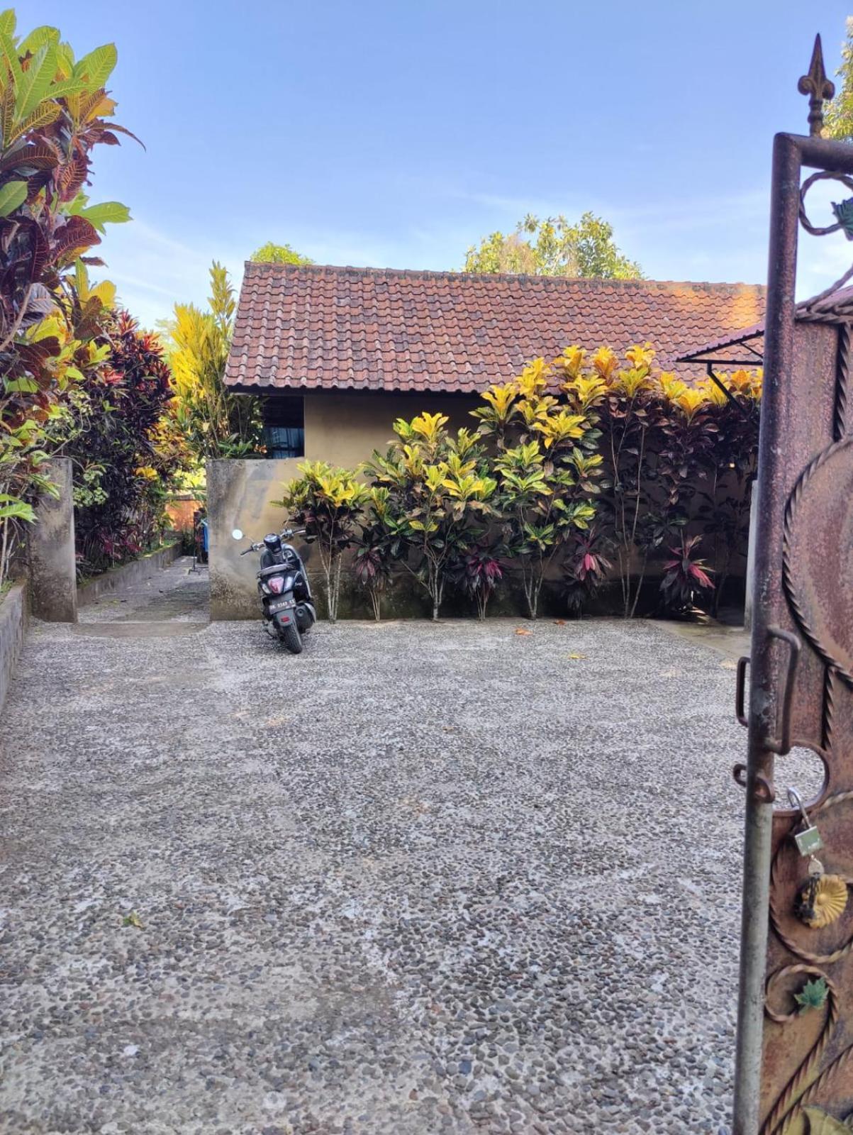 Hotel Padoba Mimpi House Karangasem Exterior foto