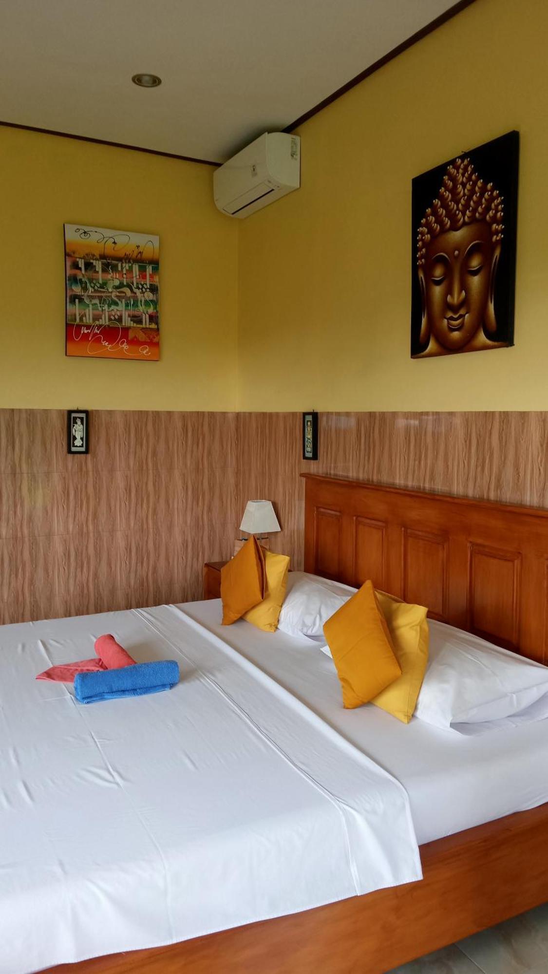 Hotel Padoba Mimpi House Karangasem Exterior foto